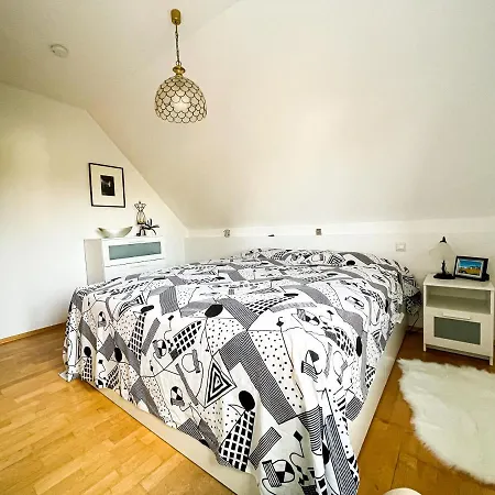 Herzensort - Schoenes Haus Mit Terrasse Und Gartenblick *