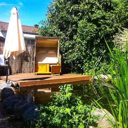 Behagliches Haus Mit Kamin Und Romantischem Garten Apartment Roedermark