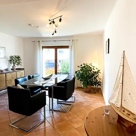 Apartment Behagliches Haus Mit Kamin Und Romantischem Garten