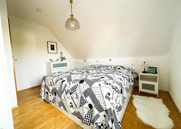 Herzensort - Schoenes Haus Mit Terrasse Und Gartenblick *